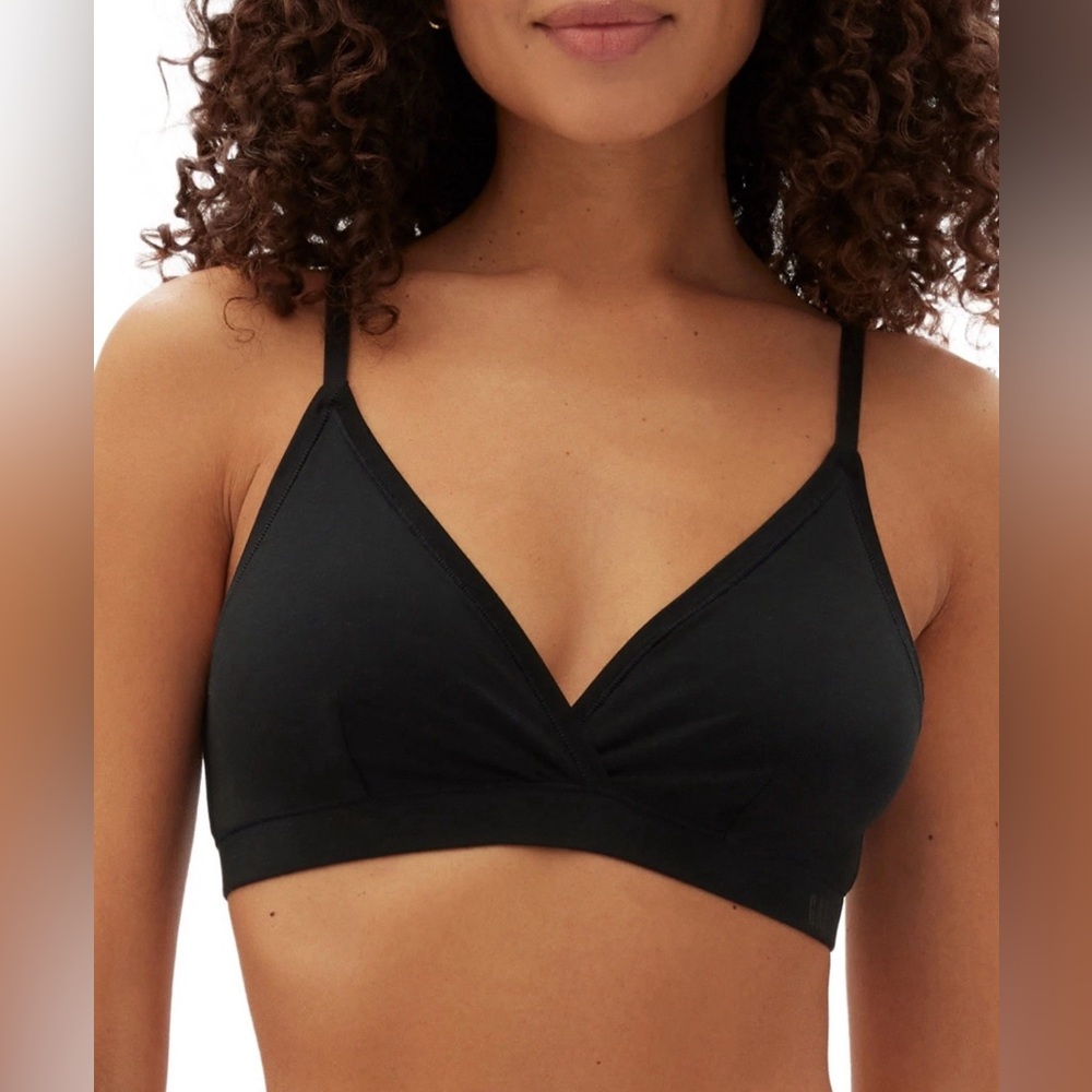GAP Women’s Breathe Full Coverage True Black M